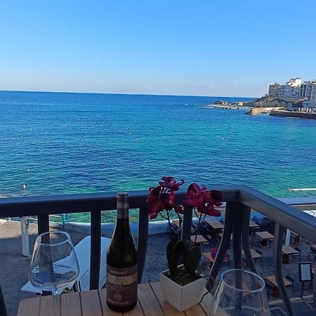 Marsalforn Sea Front Studio Apartment Zebbug  ภายนอก รูปภาพ