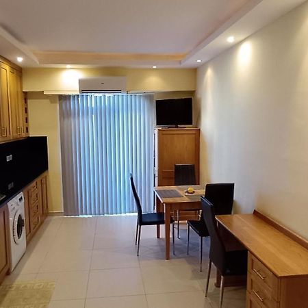 Marsalforn Sea Front Studio Apartment Zebbug  ภายนอก รูปภาพ